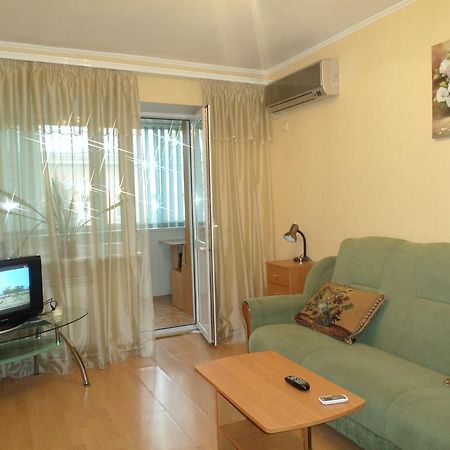 Apartment On Evreyskaya 42A โอเดสซา ภายนอก รูปภาพ
