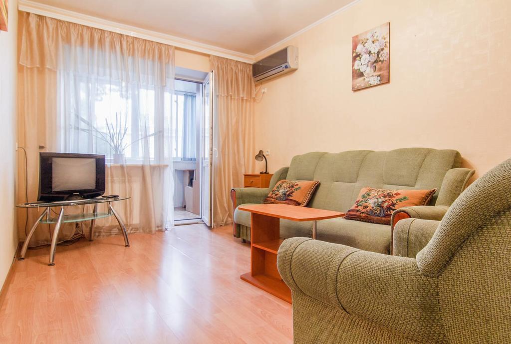 Apartment On Evreyskaya 42A โอเดสซา ภายนอก รูปภาพ
