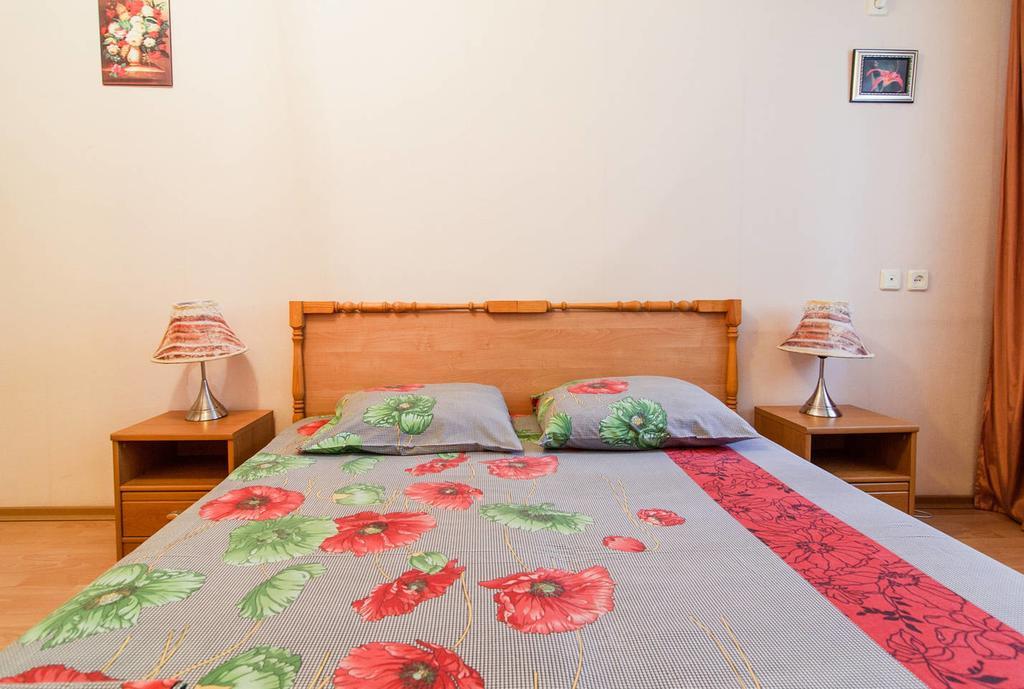 Apartment On Evreyskaya 42A โอเดสซา ภายนอก รูปภาพ